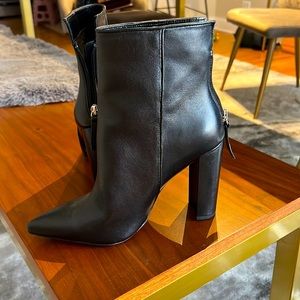 Steve Madden Trista Booties NEW